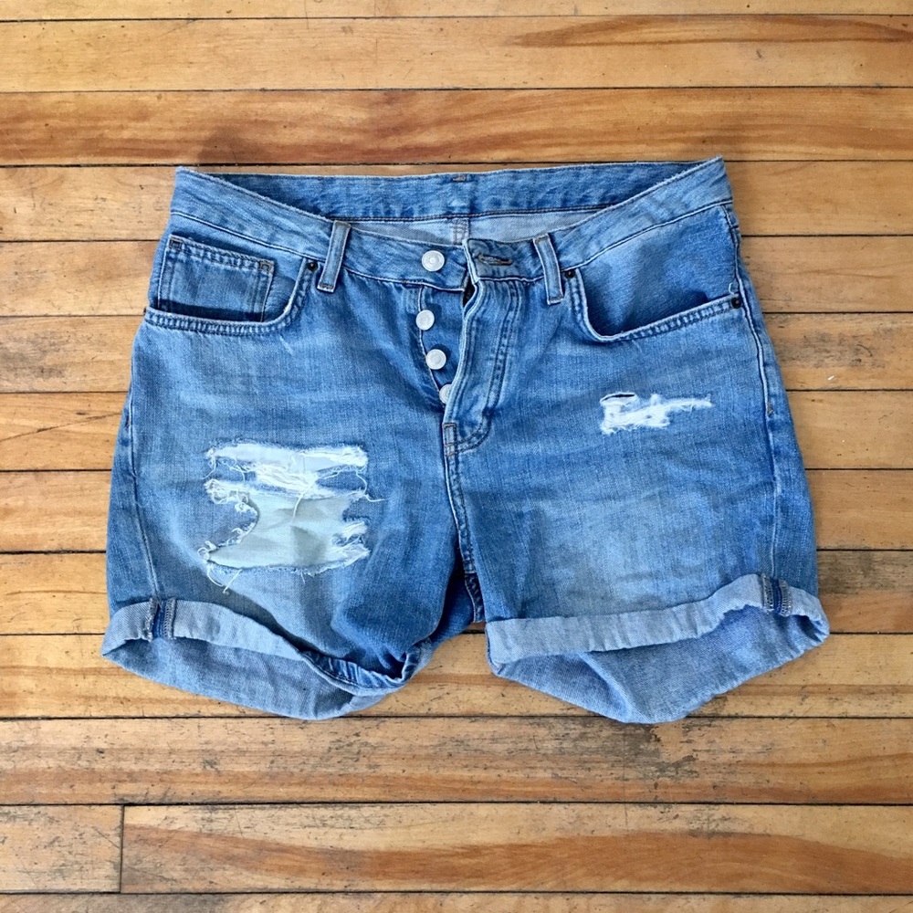 Boyfriend denim shorts